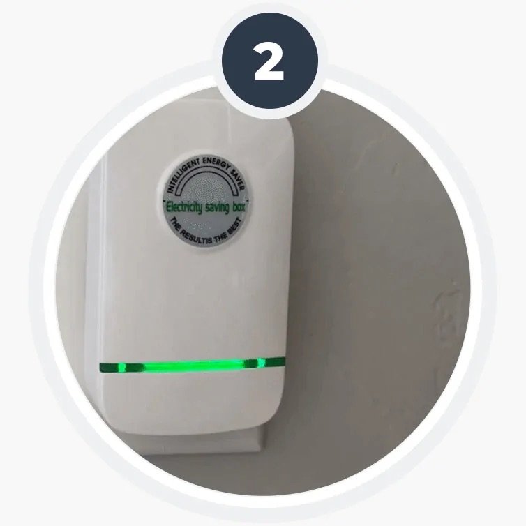 StopWatt device with a green status light